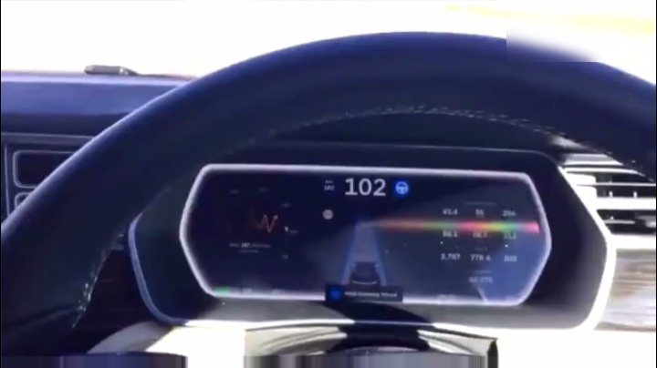 特斯拉交付Model3,中国售价或40万起