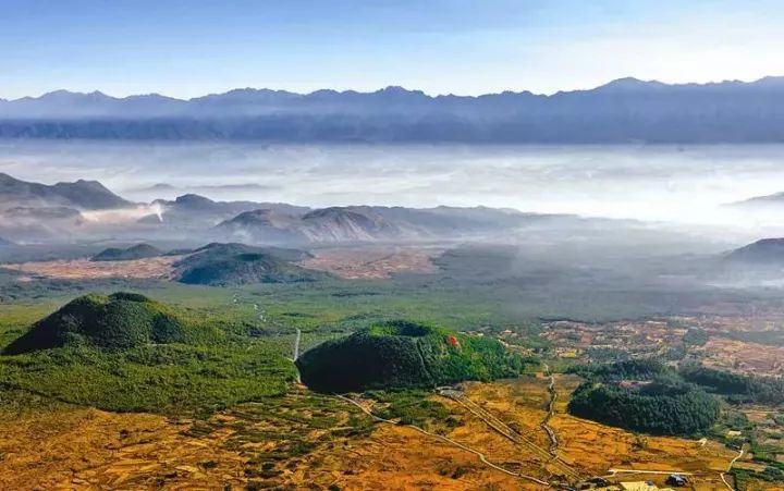 建在火山石上的边陲小城,12月必去的旅游胜地!