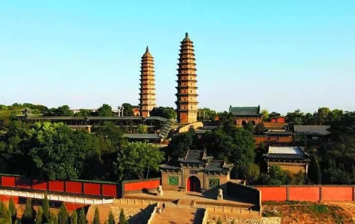 中原宝地,九朝古都,面食之乡,太原的古韵和风尘带给你历史的沧桑和