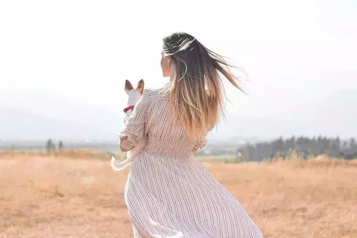 女人有这五个根本,就奠定了幸福人生的基础