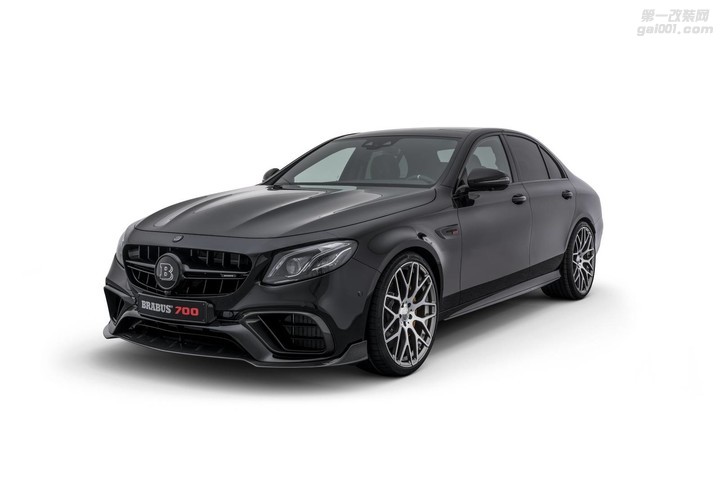 改装版Brabus 700梅赛德斯奔驰-AMG E63