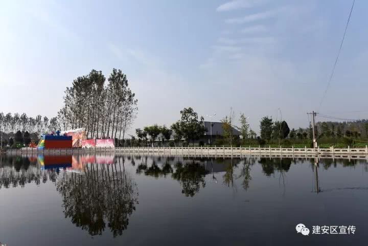 建安区榆林乡贾庄村湖光潋滟,风景如画
