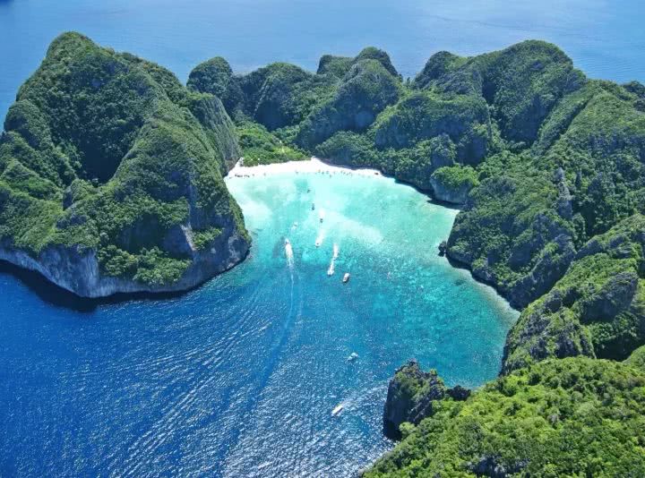 泰国小众目的地甲米:这里没有人山人海,只有蓝天碧海