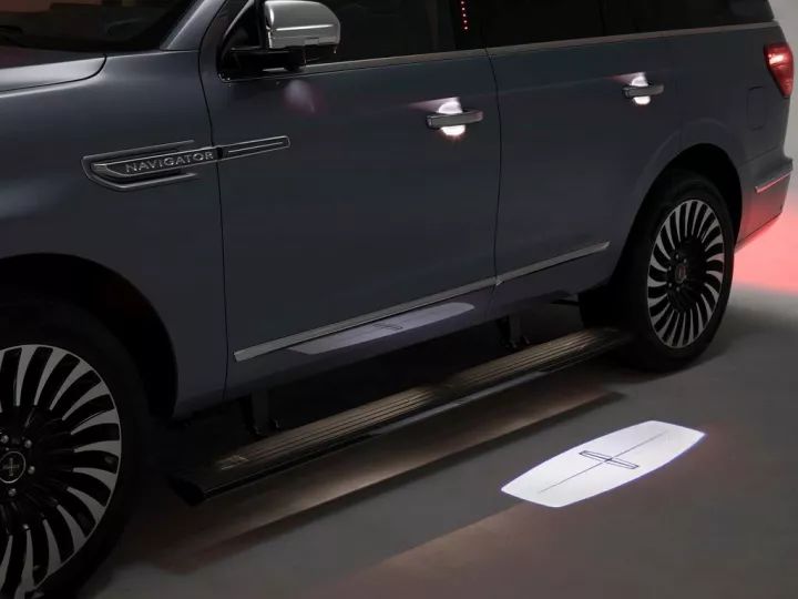 并不是所有的大块头都能满足大家的胃口！比如林肯领航员