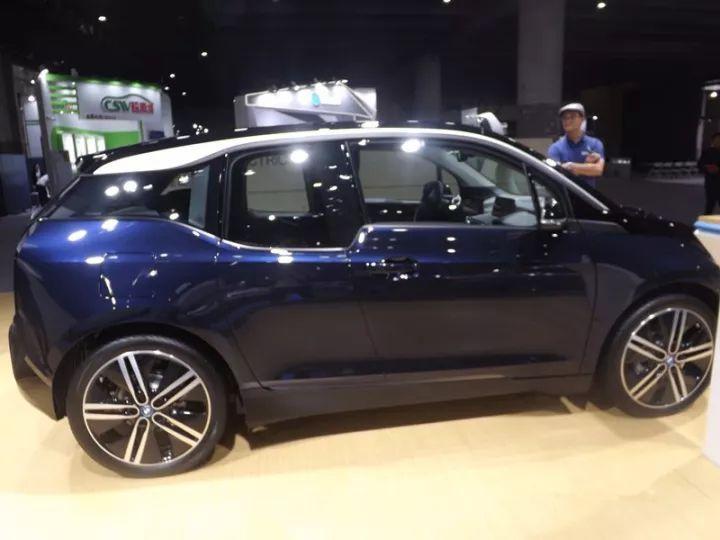 BMW新能源微型小车售价50万,你会买单吗?