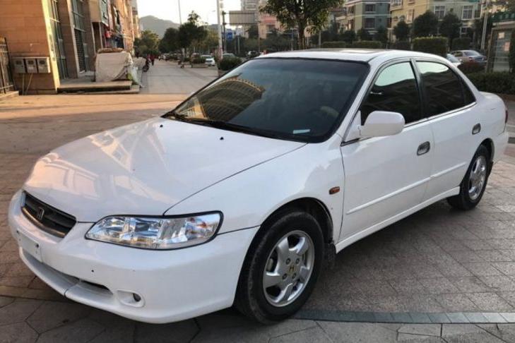 1万元能买到的车，拉货商务两不误！