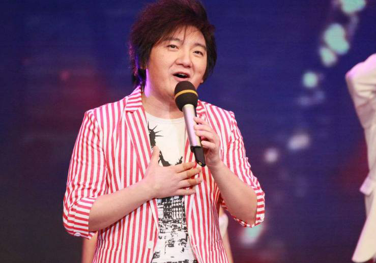 这4位歌手上台只唱一首歌,却火一辈子,你知道