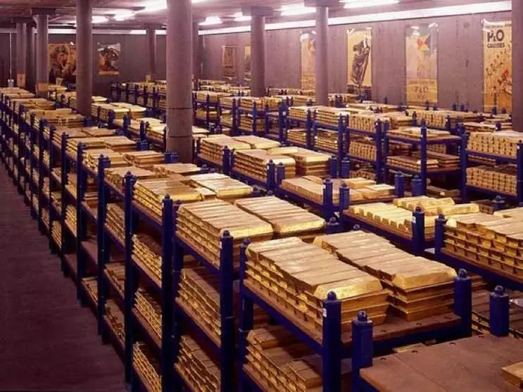 中国为什么把那么多的黄金都放美国金库保管?安全吗?