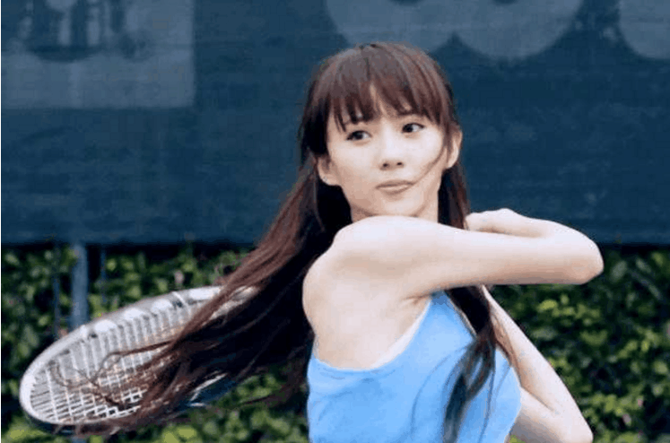 爱情公寓里的十大美女龙套, 长得好看演技还好