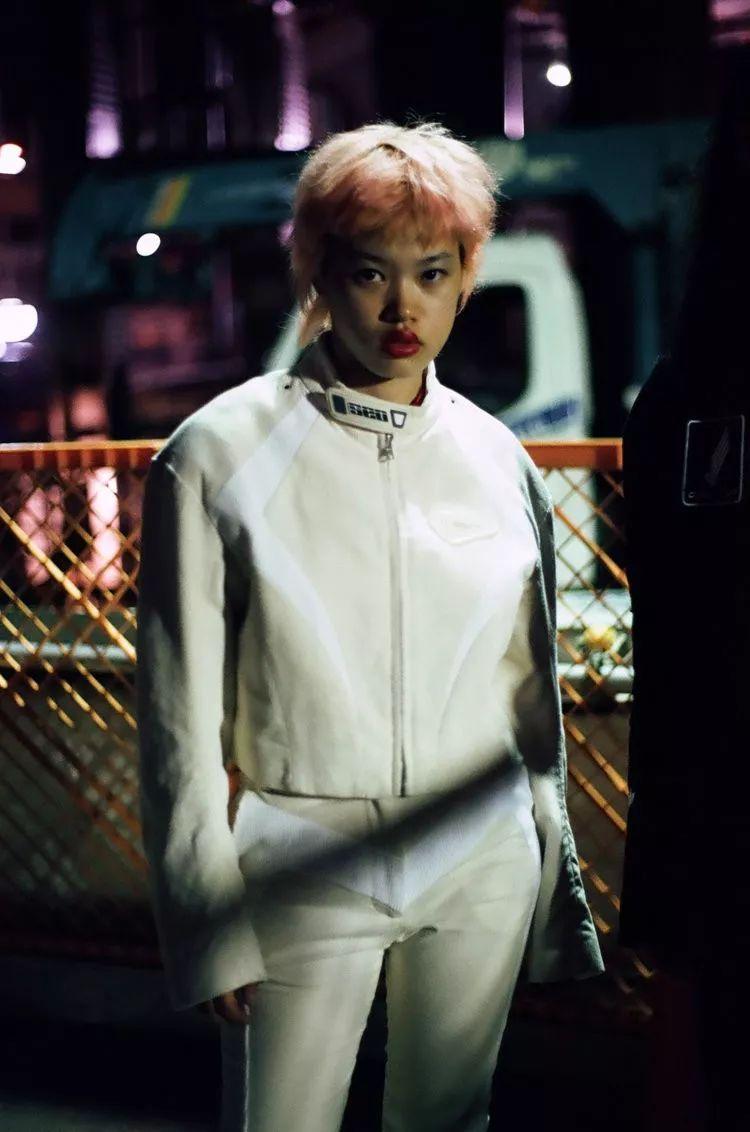 李宇春 x Hyein Seo 展現街頭時尚