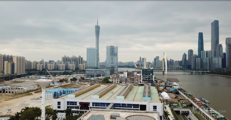 踏寒巡游 《电动未来·擎动中国行》之律动羊城