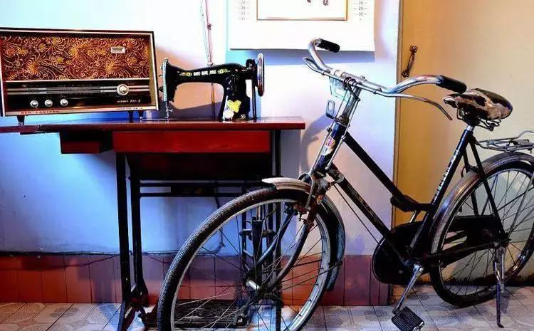 60至70年代回忆录: 农村最爱的三转一响, 俗称四大件到底是啥?