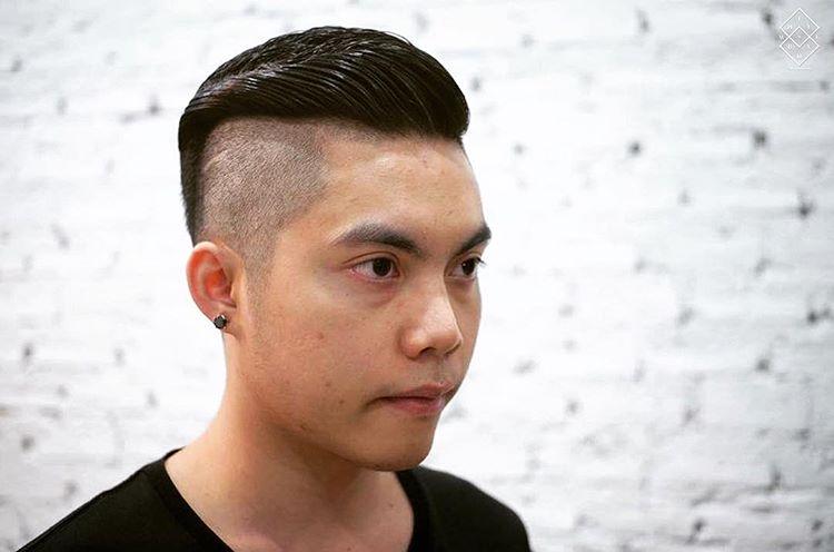 男生背头油头大全剪这样的发型简单干净又利索