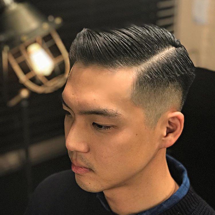 复古油头,侧分背头,2018男生都这么剪