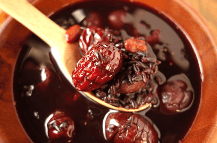 枸杞红枣茶的功效与禁忌