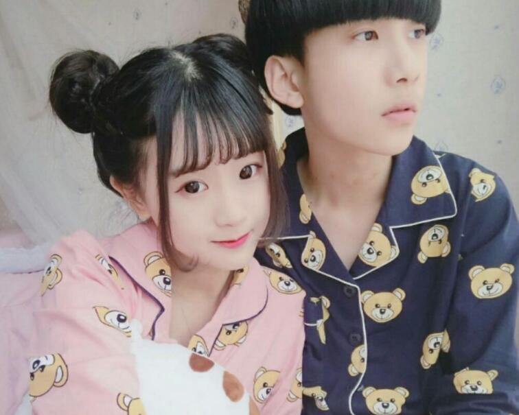 连换6任丈夫,网红杨清柠不幸患艾滋,网友:污染大半个娱乐圈