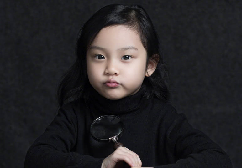 奥莉长大的图片