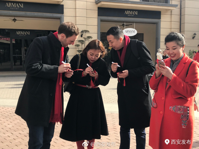 B队第三站:大V在临潼奥特莱斯购物中心体验西