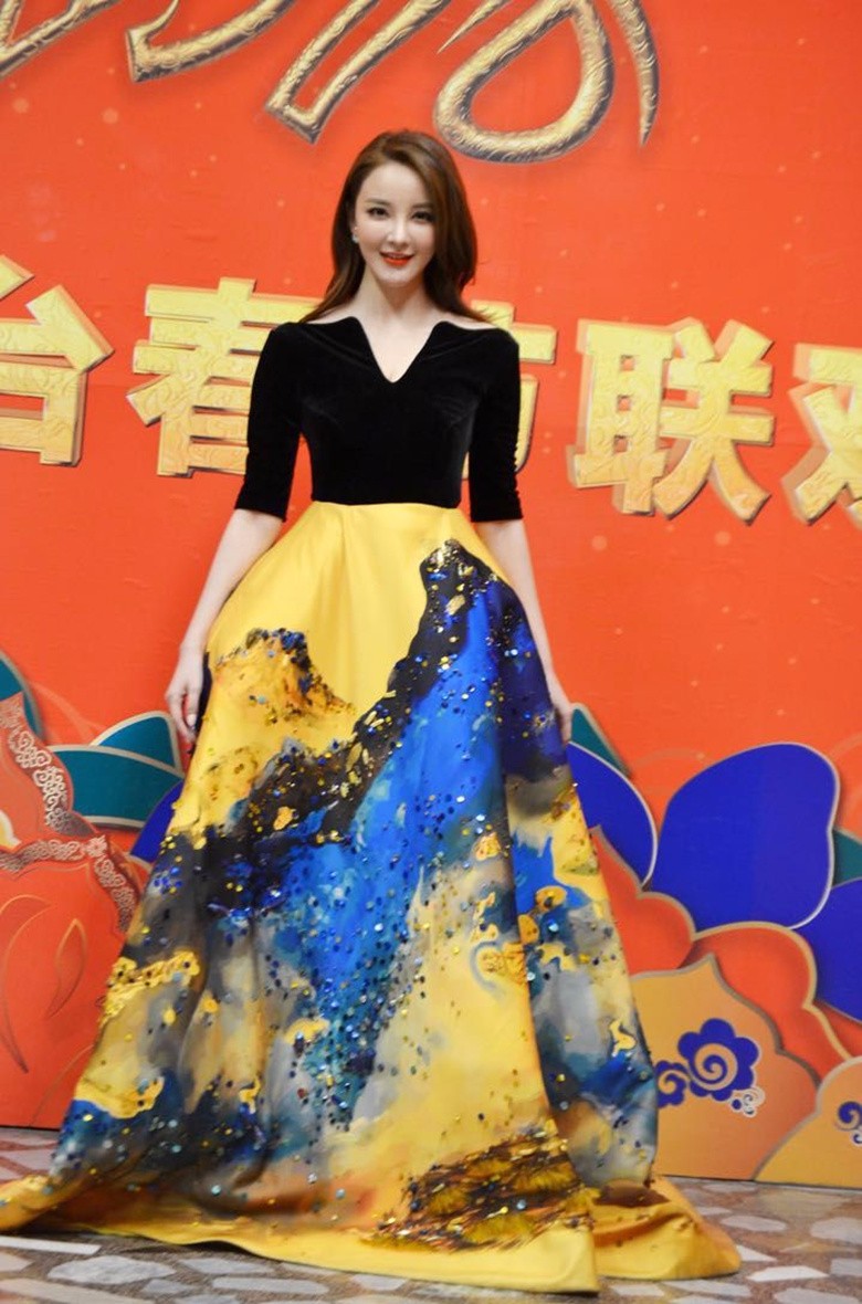 武汉籍明星刘雨欣三上春晚,风光背后写满青春