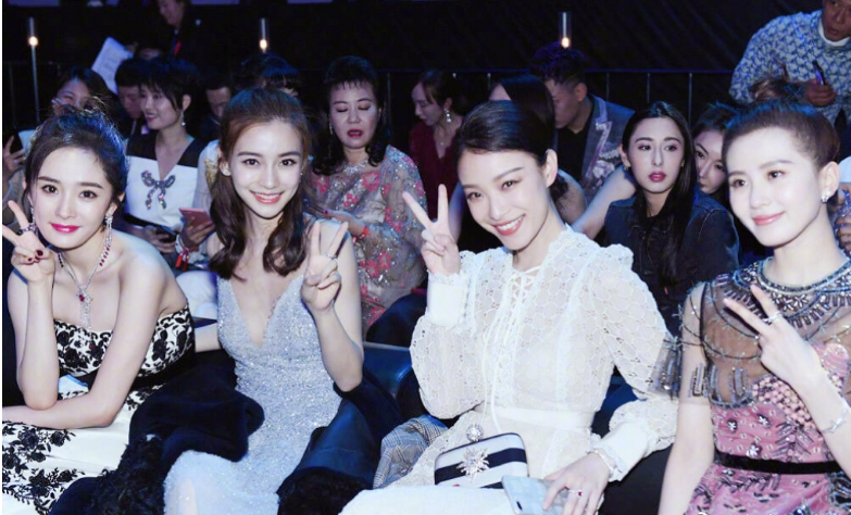 杨幂baby刘诗诗倪妮四小花旦同框比美,为何说baby更胜