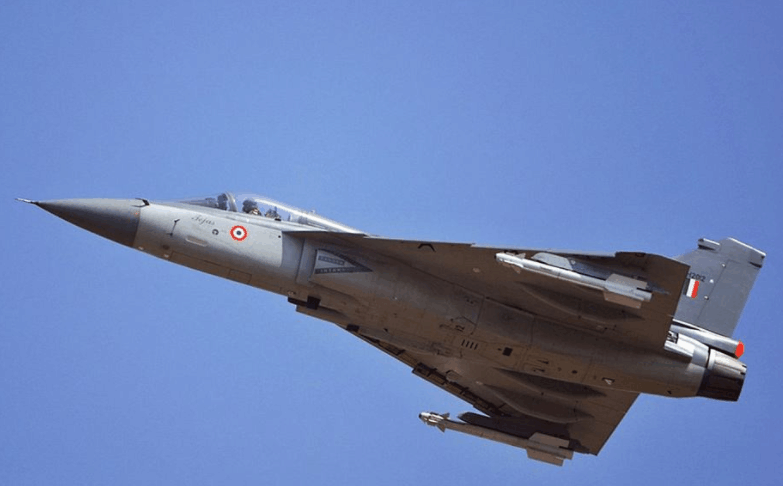 光辉战机吊打歼20?就问你当炮灰够不够格!