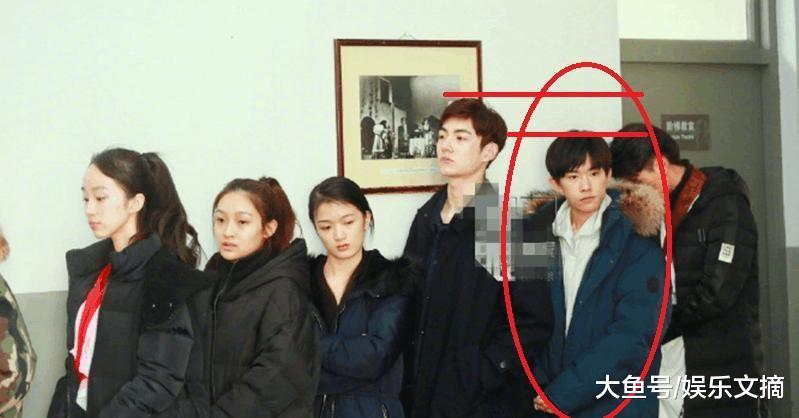 易烊千玺中戏合照图片