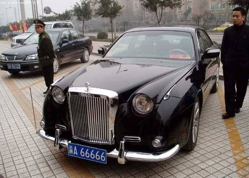 长沙这辆沃尔沃走哪儿都被交警查,只因车牌比