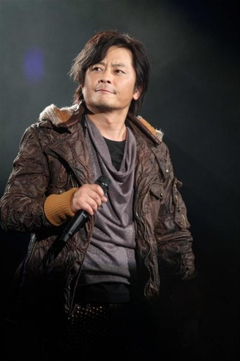 王杰拒绝上节目遭辱骂, 怒发声明: 你们为什么还