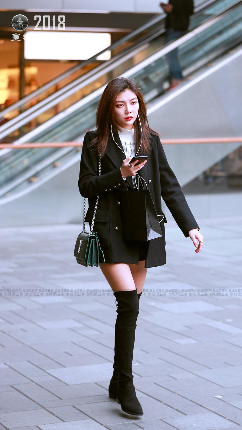 冬季街拍: 北京街头美女如云 时髦得让人嫉妒