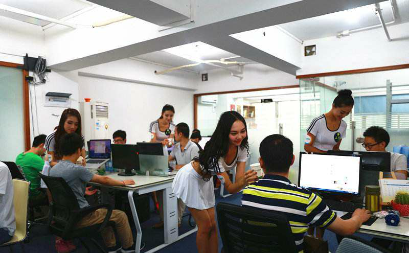 如今程序员薪水都10k起?原来他们的真实生活