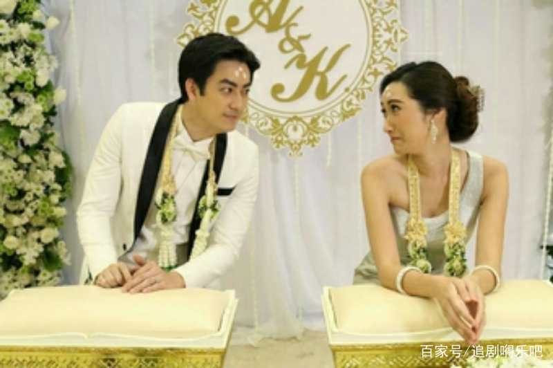 泰剧《鳗鱼爸爸》,电影哥搭档蒙心匿爱女主,搞