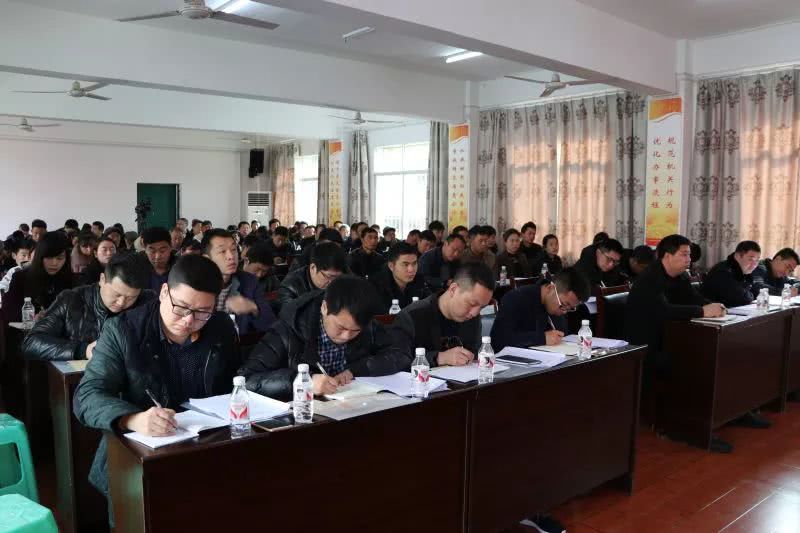 奉节羊市镇唱响春天的号角:抢抓边贸做文章,基础设施紧跟上