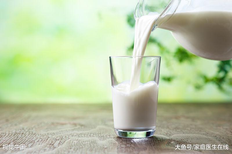 早上喝一杯牛奶的好处