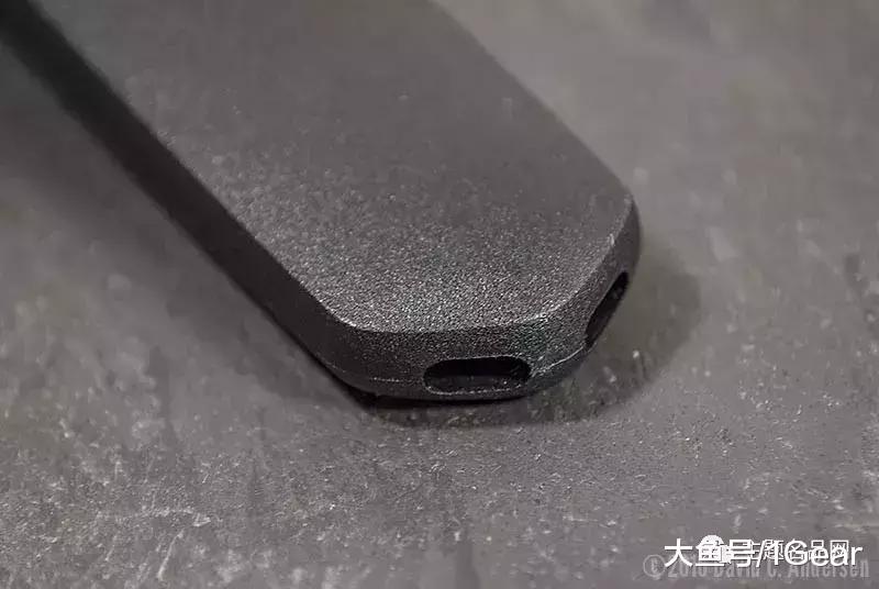 莫拉黑客直刀测评: 一把EDCers买到就是赚到的野外生存刀!