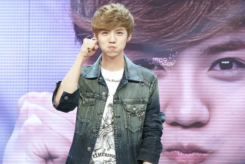 美国人用两个字形容鹿晗的长相, 并说: 美国姑娘