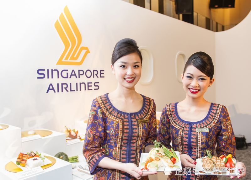 kebaya",新加坡航空的空姐留给大家无限的异域风情