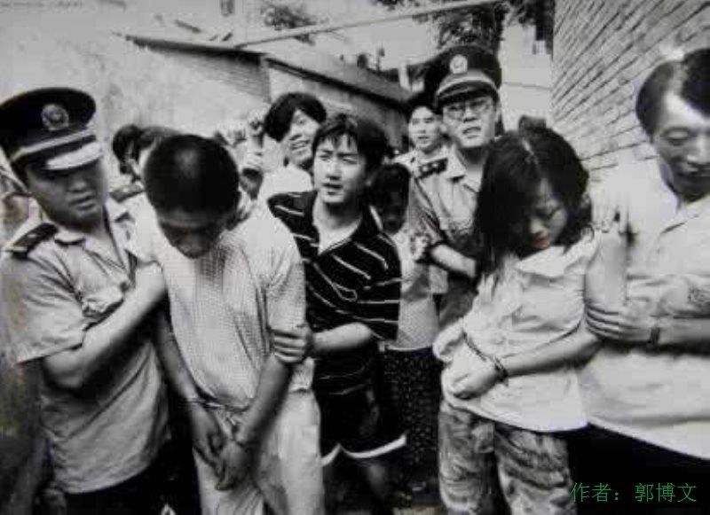80年代流氓罪有多严重, 与两个女的躺在床上啥