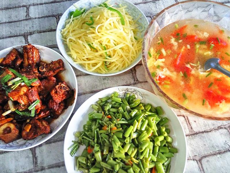 两素一肉一汤, 平平淡淡才是真, 这样的家常菜连吃下