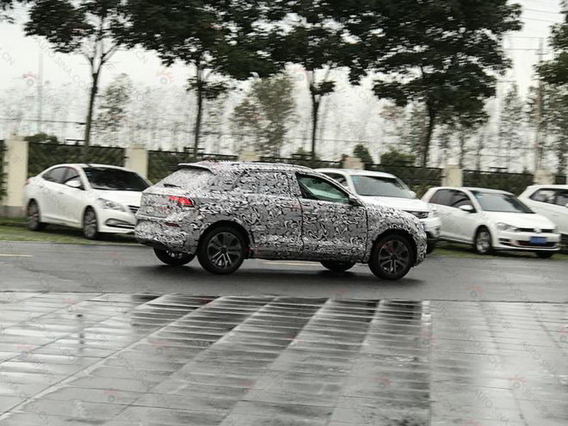 一汽大众首款SUV曝光 T-Roc或售12万挑战挑战缤智、逍客