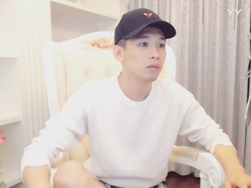 喊麦一哥天佑直播中怼古天乐 原形毕露网上骂