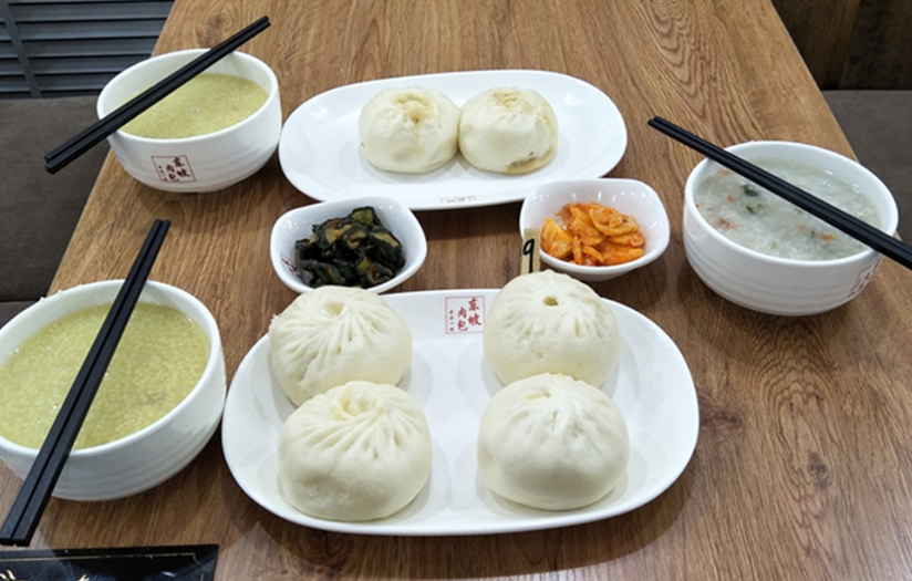 这家早餐包子铺真赚钱,差异化销售包子有3元,2元,还有