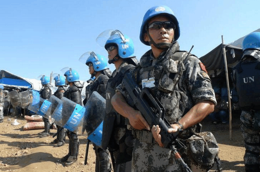 数十人全副武装, 硬闯中国禁区! 解放军霸气还击!