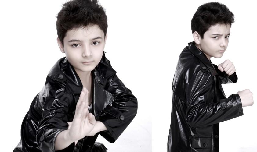 还记得《星光大道》童星阿尔法吗?才20岁却已