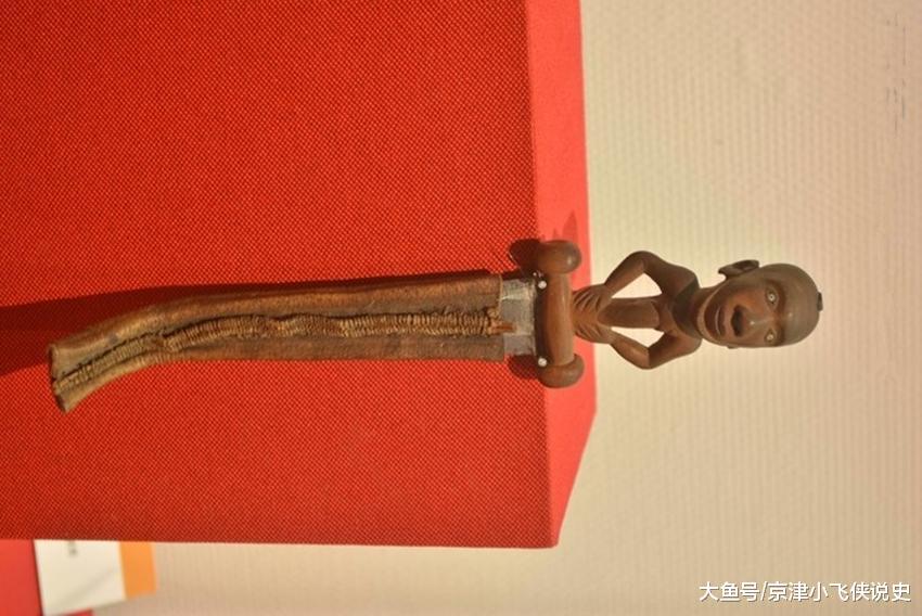 世界四大最邪刀 鬼首刀谁用谁死, 中国这把刀最邪, 用者全家死光全家弯刀石勒_新浪新闻 世界四大最邪刀 鬼首刀谁用谁死, 中国这把刀最邪, 用者全家死光全家弯刀石勒_新浪新闻