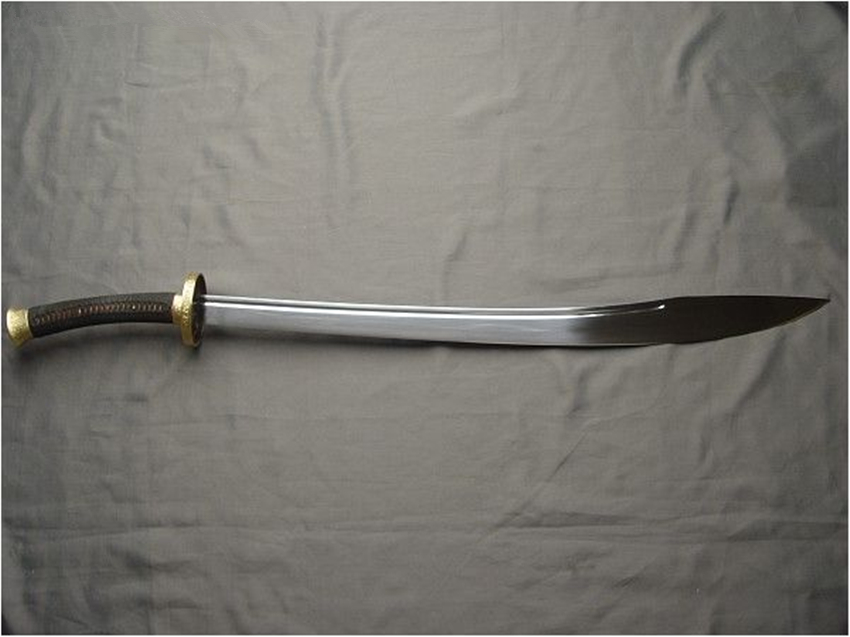 明清八大名刀:雁翎刀柳叶刀,后一种最牛,砍断倭刀将其劈下神坛