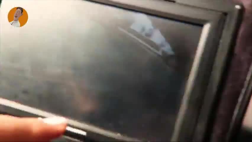 土豪订制的超级跑车刚刚到货，按下钥匙后，才知道四千万没白花！