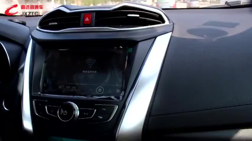 提速很快，有点小钢炮的意思，比亚迪元试乘实拍