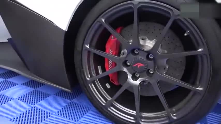 超级电动跑车刚刚到货，打开车门的方式让蔚来EP9失去了光彩