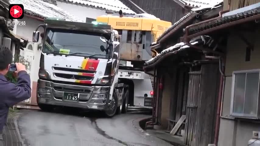 卡车老司机，在日本超窄公路的神操作