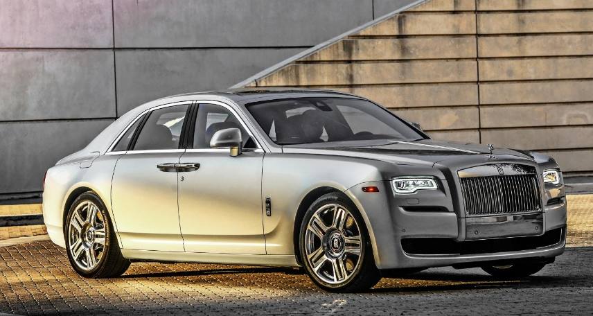 汪峰为什么能娶章子怡,看看他的座驾就知道了